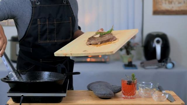 Can I Cook the Perfect Steak While Drunk? | Drunk Dining Halloween Special смотреть онлайн