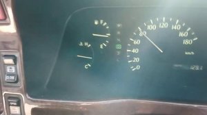 Toyota Hiace 2000 г. в.  Разгон до 100 км/час- 20 секунд