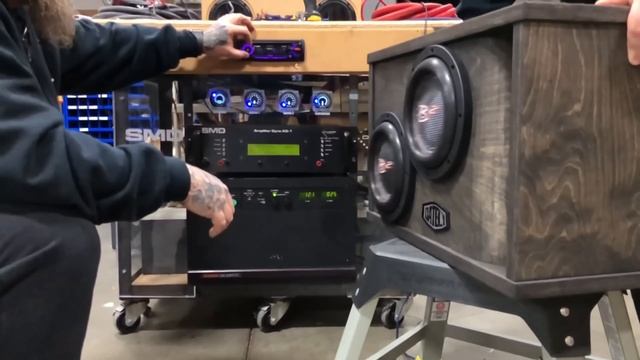 Extreme Subwoofer Excursion Xmax! 2 8's +Ported box = Ridiculous Low Bass Flex ?? смотреть онлайн