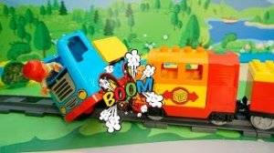 Видео для детей с игрушками про машинки и паровозики все серии подряд...mp4