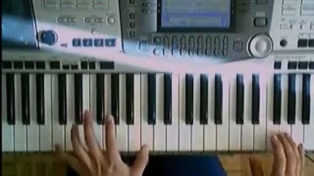Monarchy - Love get out of my way - Piano cover смотреть онлайн