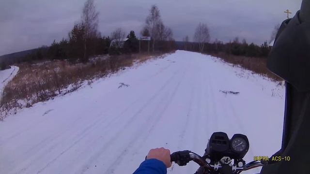 ЗИМНЯЯ ПОКАТУШКА НА МОТОЦИКЛЕ / ИЖ ПЛАНЕТА 5 смотреть онлайн