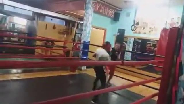 Айрин Исметов Спаринг 2 смотреть онлайн