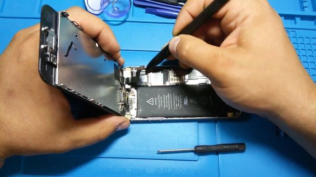Экранный модуль для АЙФОН 5s с АЛИЭКСПРЕСС смотреть онлайн