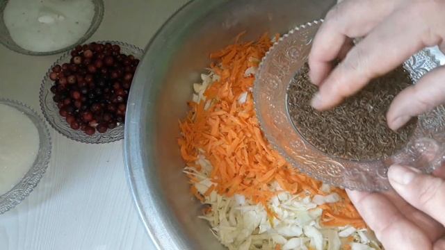 ХРУСТЯЩАЯ КВАШЕНАЯ КАПУСТА! Самый ПРОСТОЙ И ВКУСНЫЙ Способ! смотреть онлайн