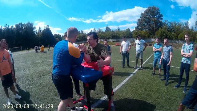 Стал 2-м на турнире по армрестлингу посвящённому Дню Физкультурника г. Тверь! смотреть онлайн