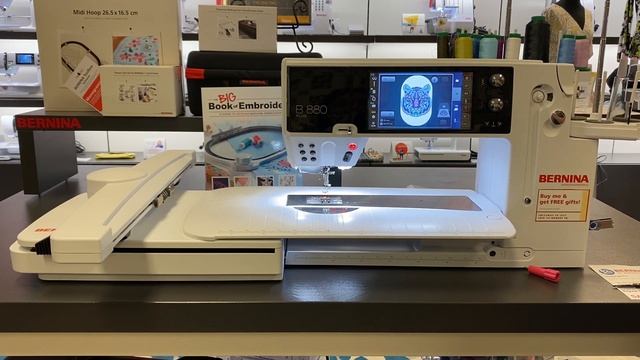 BERNINA 880 PLUS Embroidery Module смотреть онлайн