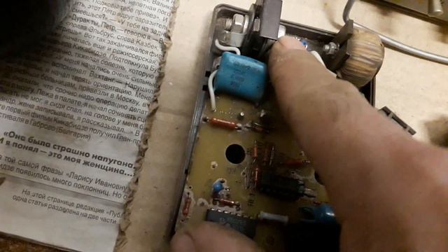 Радиодетали и детали в которых есть Золото. Серебро и Палладий. Разборка. Заработок за один день. смотреть онлайн