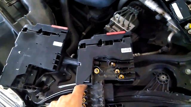 Mercedes W212. иногда не стартует.