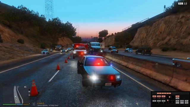 GTA 5 LSPDFR Police Mod 353 | LSPD Detective Chasing Down Wanted Criminals | Unmarked Crown Victori смотреть онлайн