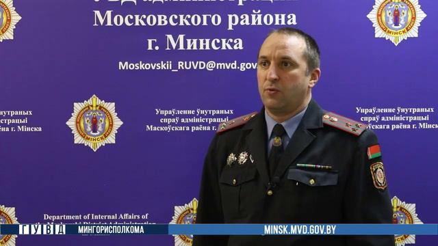 Пока хозяин квартиры отлучился, малознакомый гость украл его мобильный телефон смотреть онлайн