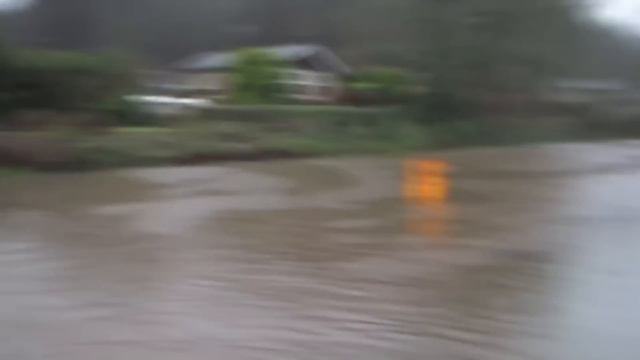 ⚠️Floods and storms at speeds up to 120 km/h! A danger level has been introduced throughout the UK! смотреть онлайн