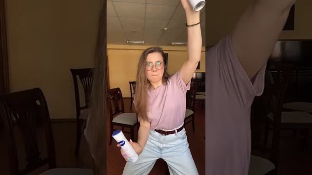 ПОТНЯВАЯ АКТРИСА ? #SHORTS смотреть онлайн