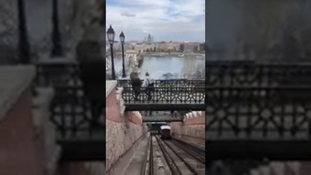 Фуникулёр в Будапеште. Замковая гора смотреть онлайн