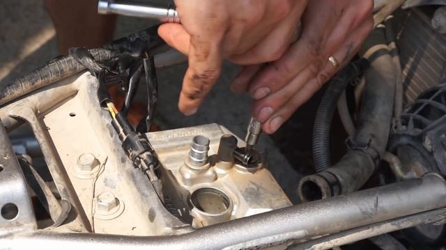Yamaha YFZ450 No Spark Problem Solved + Engine Tear Down смотреть онлайн