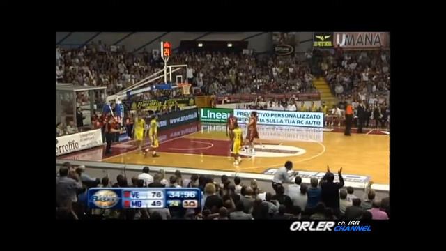 Nicola Akele - Reyer Venezia contro Montegranaro смотреть онлайн