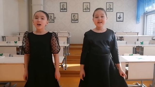 "Дорогою добра" Ю.Энтин, М.Минков. Ермекова Айлина, Кенжебекова Жамиля, преподаватель Темирова А.К смотреть онлайн