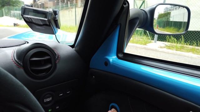 Lotus Exige Walkthrough - What S$300k gets you (or doesn't get you) CarBuyer.com.sg смотреть онлайн