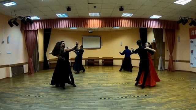 Большой фигурный вальс (в платьях) смотреть онлайн