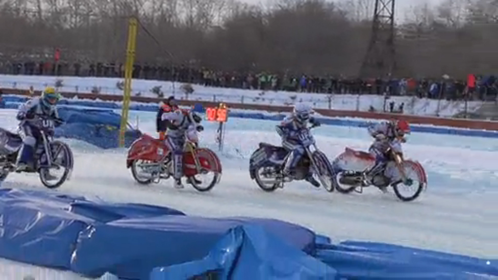 Чемпионат России.Гонки на льду.Суперлига.Командные соревнования.2 этап.2 день.13.12.2015.Заезд №14 смотреть онлайн