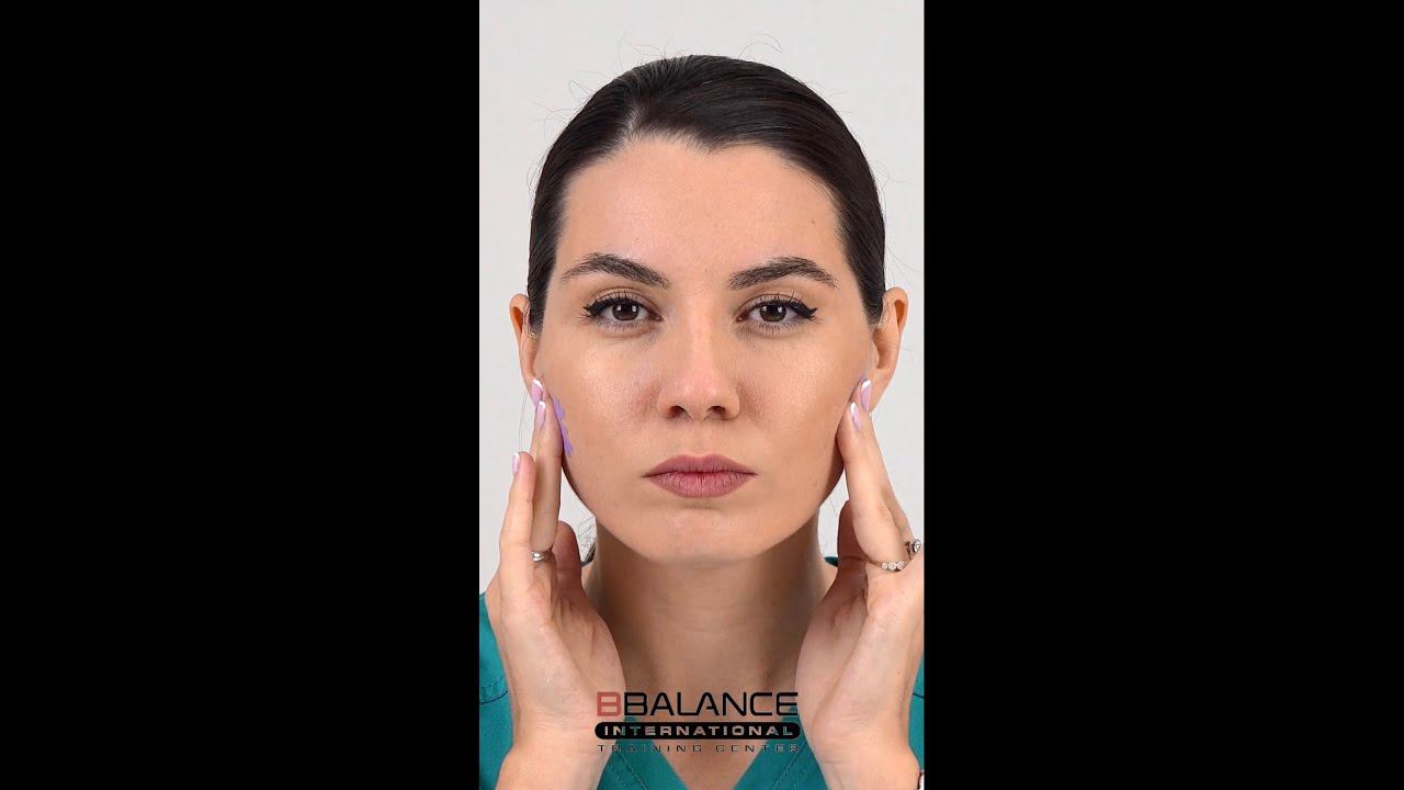 Кросстейпирование для жевательных мышц ⏩при скрежете зубами во сне, после стоматолога #bbalance смотреть онлайн