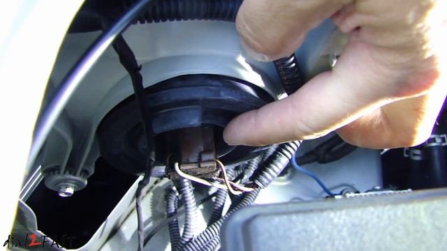 Toyota Tacoma H4 (9003) LED Headlight Install - Hi/Lo Beam смотреть онлайн