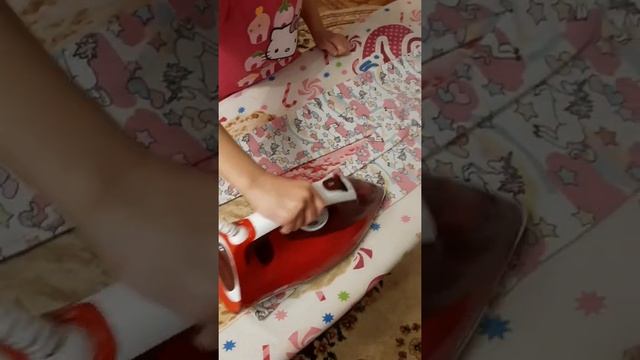 ЛАЙФХАК. УЧИМСЯ КАК ПРАВИЛЬНО ГЛАДИТЬ ВЕЩИ. КАК БЫСТРО И КРАСИВО ПОГЛАДИТЬ ВЕЩИ. ??? смотреть онлайн