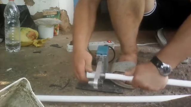 Как поять пластиковые трубы. смотреть онлайн