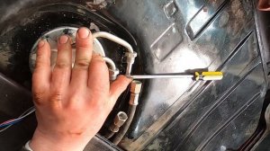 Нива выкинул абсорбер сплющило бензобак