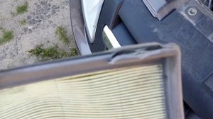 Как поменять воздушный фильтр на лада гранта