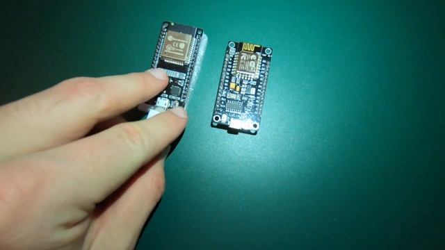 micro Python | ESP8266 | ESP32 | Einführung deutsch | start uPython | erster Code смотреть онлайн