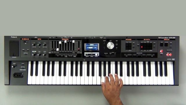 Roland VR 09 - Looper Performance -Bossa смотреть онлайн