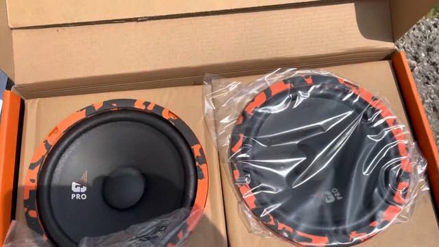 Обзор и распаковка колонок DL AUDIO GRYPHON PRO 165 MIDBASS. смотреть онлайн