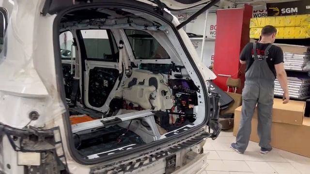 Шумоизоляция на примере GLS 167 - несколько машин в работе одновременно смотреть онлайн