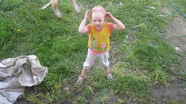Поет Настя смотреть онлайн