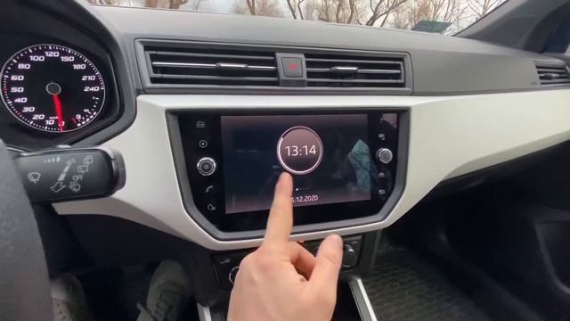 Seat Arona 2020 / Обзор Сеат Арона 1.0 TSI. Зачем он нужен , когда есть Škoda и Volkswagen ? смотреть онлайн