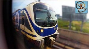 Туристический автобус, автовоз за окном, огромный бассейн. МанкиТайм в Таиланде