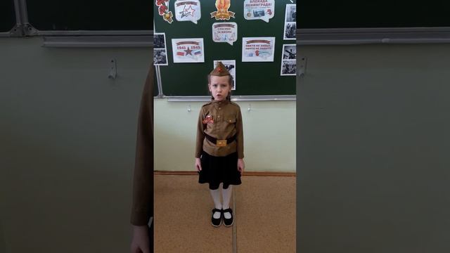 Песни Победы.9 мая. День Победы. Концерт к Дню Победы. "Закаты алые"Исполняет Алеся Сивуха,8 лет. смотреть онлайн