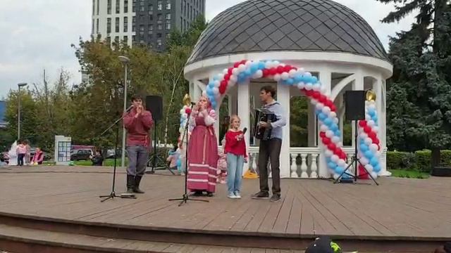 Не летай-ка соловей смотреть онлайн