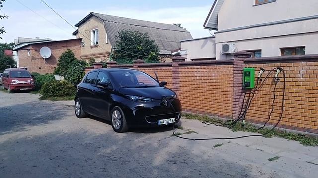Зарядна станція в Боярці. Заряджаю свій електромобіль смотреть онлайн