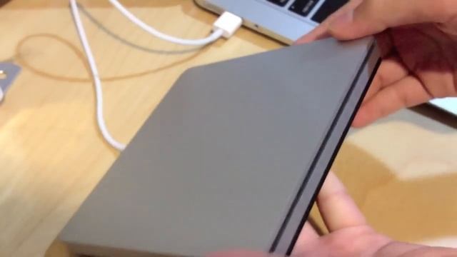 Apple USB SuperDrive Unboxing 2012 смотреть онлайн