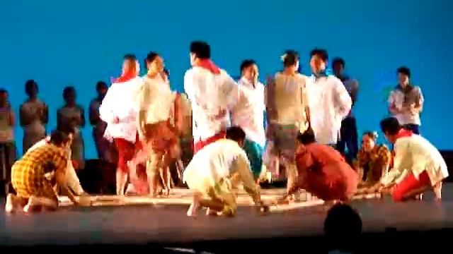SCU Barkada PCN 2007 Tinikling смотреть онлайн