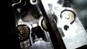 Renault Fluence. Каша с поддоне. Раздавлена площадка под шайбой болта ГБЦ