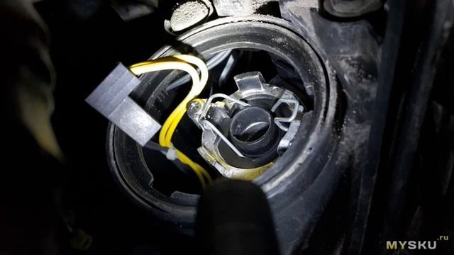 Как правильно установить Led лампу с цоколем H7: крепление в фаре | #Обзор