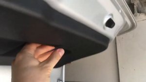 Polo Sedan - стук сзади, обшивка крышки багажника