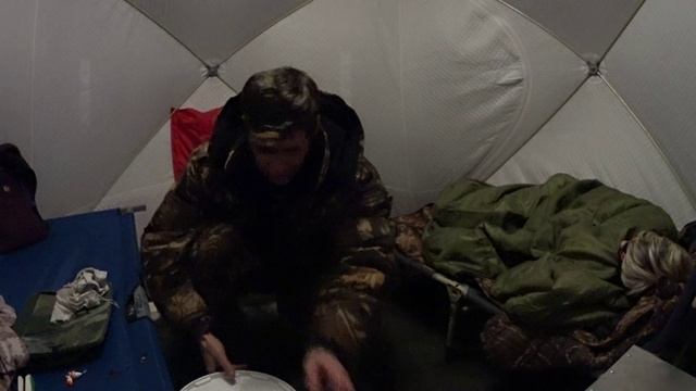 Отличный Клёв Ночного Леща!!! Зимняя Рыбалка. смотреть онлайн