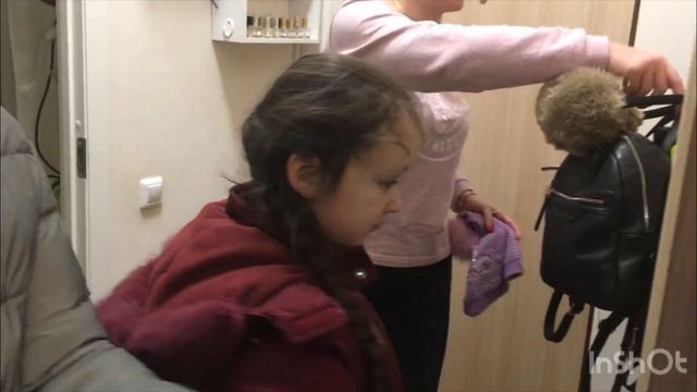 10.23г. Вот что получилось. Подарки детям от хоккейной команды,,КАТОК ‘’. смотреть онлайн