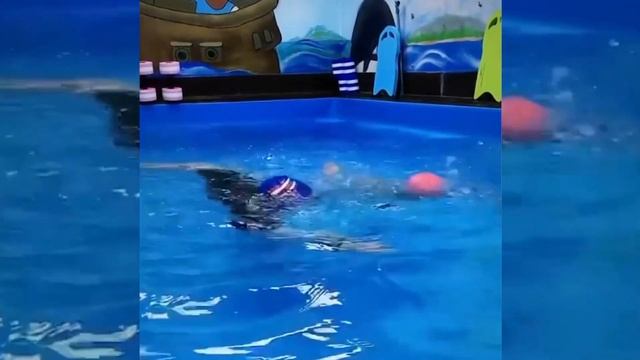 Тренер по плаванию Владислав Однорогов смотреть онлайн