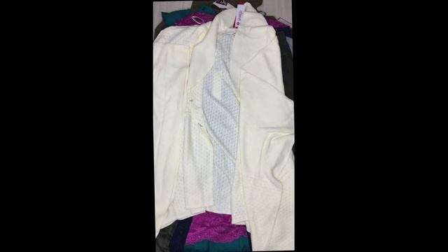 Одежда оптом. Женская одежда SHEEGO. Цена 16,38 евро/кг. Вес 13,3 кг. смотреть онлайн