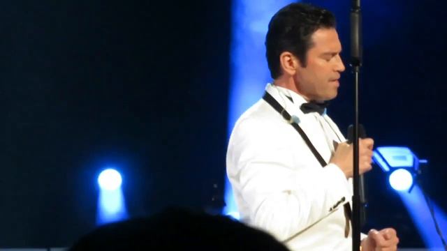 Christmas mornings. Mario Frangoulis. Athen. 27.12.2019 смотреть онлайн